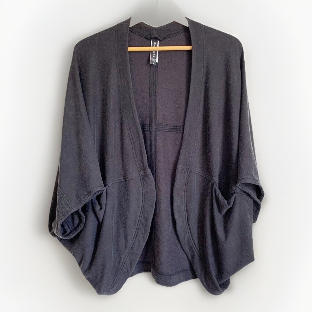 Athleta Black Cocoon Wrap Cardigan Small Pockets Nirvana Cozy Oversized Pockets